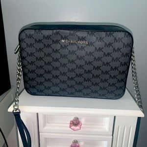 Michael Kors crossbody purse